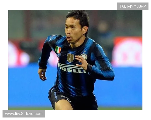 长友佑都：日本老将后卫再展稳健表现